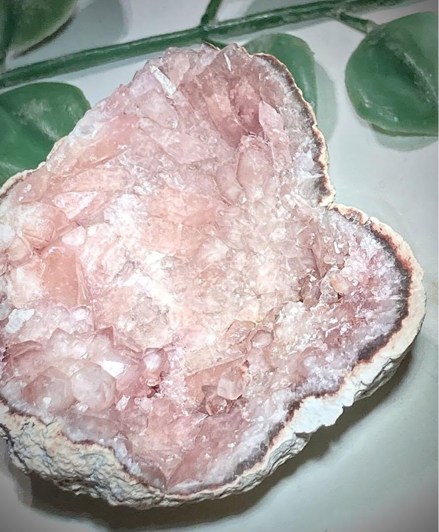 【希少】 ピンクアメジスト✨　クラスター　ラフストーン　ジオード　原石 希少】 ピンクアメジスト✨ クラスター ラフストーン 原石 ジオード